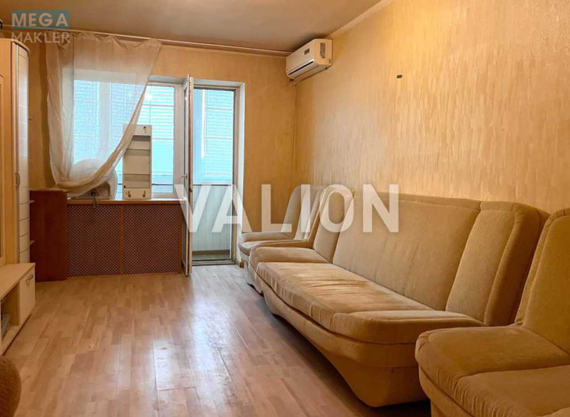 Продаж 3 кімнатної квартири (57,6/39/5,7), 5 пов. 5 пов. будинку, <a class="location-link" href="/kiev/" title="Недвижимость Київ">Київ</a>, <a class="location-link" href="/kiev/solomenskij/" title="Недвижимость Солом'янський район">Солом'янський р-н</a>, Курська вул., 18 (изображение 3)