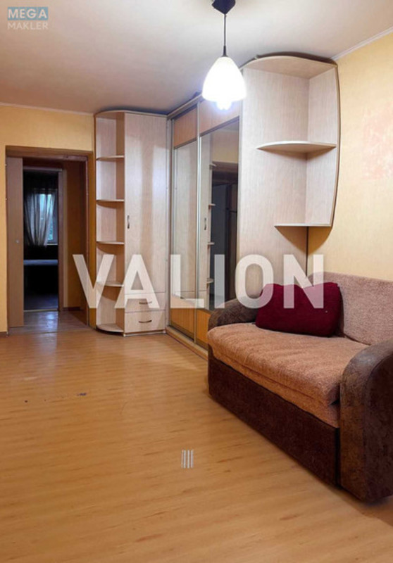 Продаж 3 кімнатної квартири (57,6/39/5,7), 5 пов. 5 пов. будинку, <a class="location-link" href="/kiev/" title="Недвижимость Київ">Київ</a>, <a class="location-link" href="/kiev/solomenskij/" title="Недвижимость Солом'янський район">Солом'янський р-н</a>, Курська вул., 18 (изображение 7)