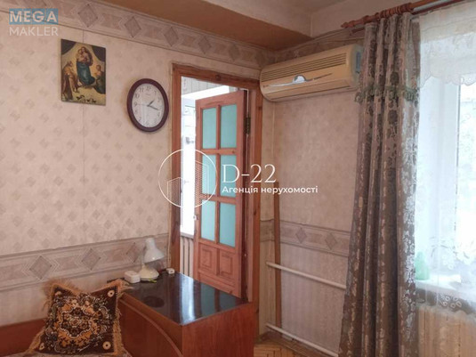Продаж 3 кімнатної квартири (63/41/8), 4 пов. 8 пов. будинку, <a class="location-link" href="/kiev/" title="Недвижимость Київ">Київ</a>, <a class="location-link" href="/kiev/pecherskij/" title="Недвижимость Печерський район">Печерський р-н</a>, Новогоспітальна вулиця, 5 (изображение 11)