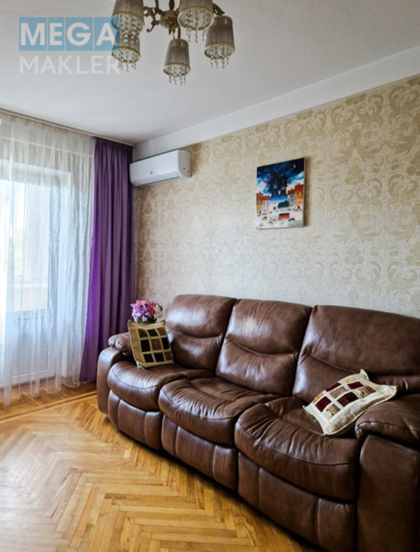 Оренда 3 кімнатної квартири, стандарт, <a class="location-link" href="/kiev/" title="Недвижимость Київ">Київ</a>, <a class="location-link" href="/kiev/desnyanskij/" title="Недвижимость Деснянський район">Деснянський р-н</a>, Ореста Левицького,23 ( <img src="https://megamakler.com.ua/metro/ff0000.gif" alt="" class="metro" /> м. Лесная, 10хв ) (изображение 3)