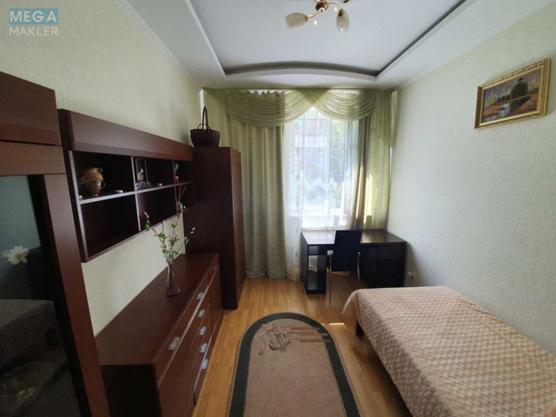 Оренда 3 кімнатної квартири, <a class="location-link" href="/kiev/" title="Недвижимость Київ">Київ</a>, <a class="location-link" href="/kiev/pecherskij/" title="Недвижимость Печерський район">Печерський р-н</a>, Євгена Коновальця вул., 32б (изображение 7)