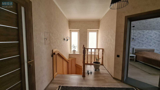 Продаж дома, 3&nbsp;поверху, 225&nbsp;кв.м, 5&nbsp;кімнат, ділянка 4&nbsp;сотки, <a class="location-link" href="/brovary/" title="Недвижимость Бровари">Бровари</a>, Дніпровська (изображение 9)