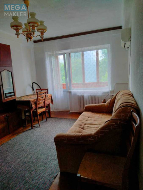 Оренда 2 кімнатної квартири, <a class="location-link" href="/kiev/" title="Недвижимость Київ">Київ</a>, <a class="location-link" href="/kiev/shevchenkovskij/" title="Недвижимость Шевченківський район">Шевченківський р-н</a>, Салютна вул., 25 (изображение 5)