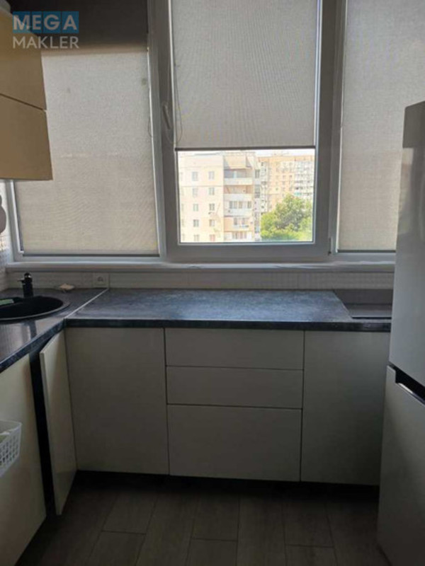 Оренда 1 кімнатної квартири, <a class="location-link" href="/odessa/" title="Недвижимость Одеса">Одеса</a>, <a class="location-link" href="/odessa/suvorovskij/" title="Недвижимость Суворовський район">Суворовський р-н</a>, Сахарова, 5 (изображение 4)