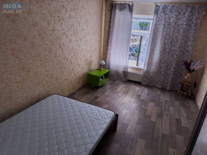 Оренда 1 кімнатної квартири, <a class="location-link" href="/odessa/" title="Недвижимость Одеса">Одеса</a>, <a class="location-link" href="/odessa/primorskij/" title="Недвижимость Приморський район">Приморський р-н</a>, Соборная площадь, 12 (изображение 4)