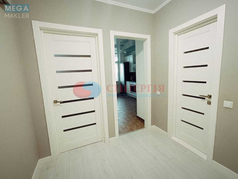 Продаж 1 кімнатної квартири (45/17/12), 21 пов. 25 пов. будинку, <a class="location-link" href="/kiev/" title="Недвижимость Київ">Київ</a>, <a class="location-link" href="/kiev/shevchenkovskij/" title="Недвижимость Шевченківський район">Шевченківський р-н</a>, Сікорського вул., 4Б (изображение 10)
