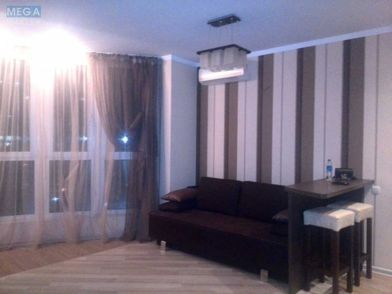 Оренда 2 кімнатної квартири, <a class="location-link" href="/kiev/" title="Недвижимость Київ">Київ</a>, <a class="location-link" href="/kiev/darnickij/" title="Недвижимость Дарницький район">Дарницький р-н</a>, Днепровская наб., 19А (изображение 11)