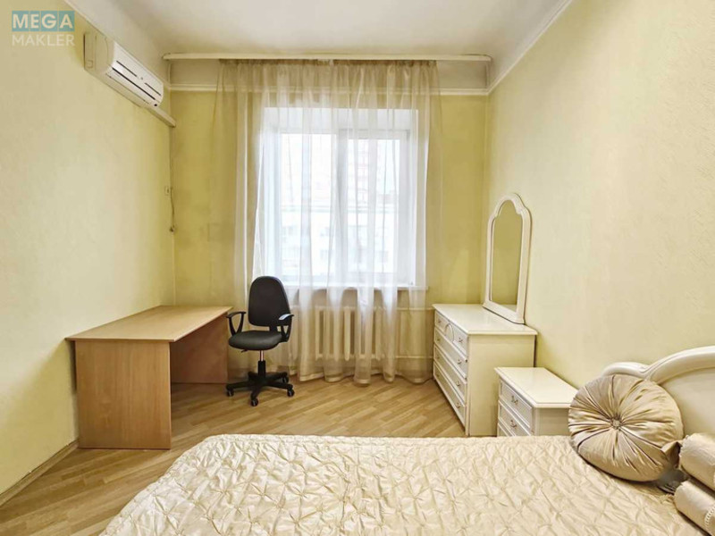 Оренда 2 кімнатної квартири, <a class="location-link" href="/kiev/" title="Недвижимость Київ">Київ</a>, <a class="location-link" href="/kiev/goloseevskij/" title="Недвижимость Голосіївський район">Голосіївський р-н</a>, Велика Васильківська вул., 132 (изображение 5)