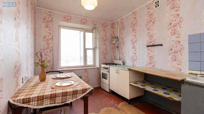 Продаж 2 кімнатної квартири (53/30/8), 5 пов. 9 пов. будинку, <a class="location-link" href="/kiev/" title="Недвижимость Київ">Київ</a>, <a class="location-link" href="/kiev/podolskij/" title="Недвижимость Подільський район">Подільський р-н</a>, Георгия Гонгадзе просп., 9 (изображение 3)