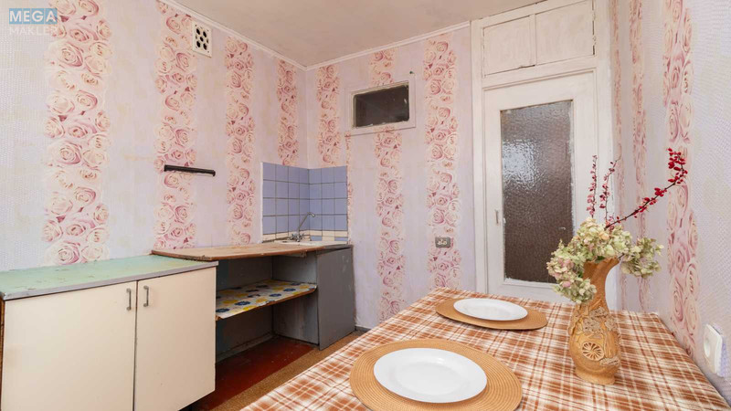 Продаж 2 кімнатної квартири (53/30/8), 5 пов. 9 пов. будинку, <a class="location-link" href="/kiev/" title="Недвижимость Київ">Київ</a>, <a class="location-link" href="/kiev/podolskij/" title="Недвижимость Подільський район">Подільський р-н</a>, Георгия Гонгадзе просп., 9 (изображение 4)