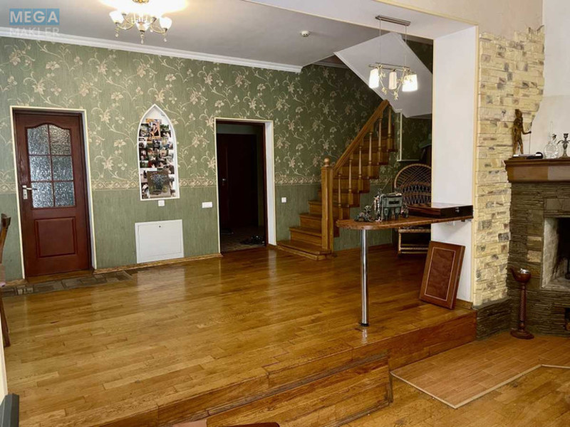 Продаж дома, 2&nbsp;поверху, 250&nbsp;кв.м, 5&nbsp;кімнат, ділянка 12&nbsp;соток, <a class="location-link" href="/petropavlovskaya-borshagovka/" title="Недвижимость Петропавлівська Борщагівка">Петропавлівська Борщагівка</a>, Борщагівська, 67 (изображение 9)
