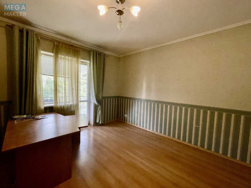 Продаж дома, 2&nbsp;поверху, 250&nbsp;кв.м, 5&nbsp;кімнат, ділянка 12&nbsp;соток, <a class="location-link" href="/petropavlovskaya-borshagovka/" title="Недвижимость Петропавлівська Борщагівка">Петропавлівська Борщагівка</a>, Борщагівська, 67 (изображение 14)