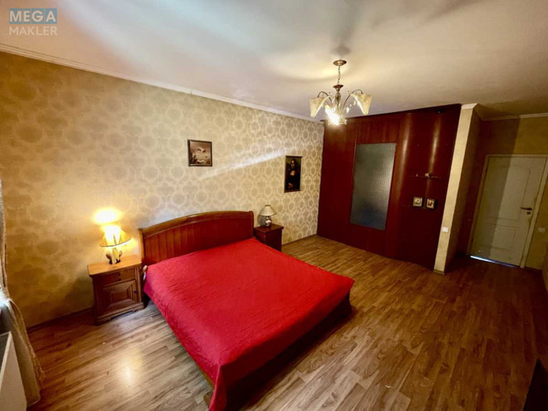 Продаж дома, 2&nbsp;поверху, 250&nbsp;кв.м, 5&nbsp;кімнат, ділянка 12&nbsp;соток, <a class="location-link" href="/petropavlovskaya-borshagovka/" title="Недвижимость Петропавлівська Борщагівка">Петропавлівська Борщагівка</a>, Борщагівська, 67 (изображение 19)