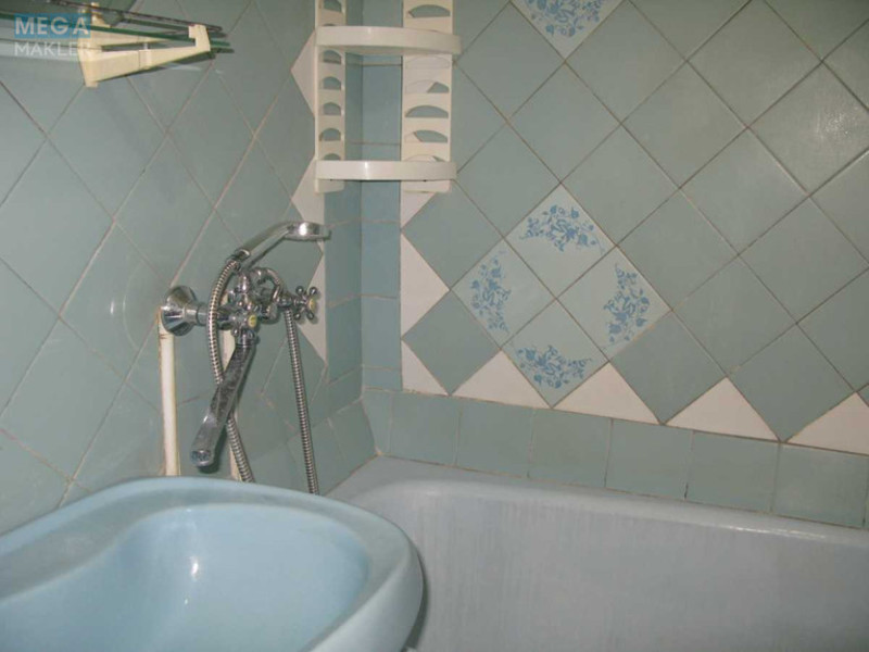 Оренда 1 кімнатної квартири, <a class="location-link" href="/kiev/" title="Недвижимость Київ">Київ</a>, <a class="location-link" href="/kiev/desnyanskij/" title="Недвижимость Деснянський район">Деснянський р-н</a>, Милославська вул. (изображение 9)