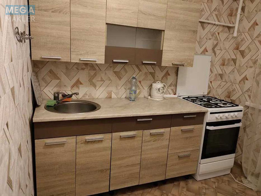 Оренда 1 кімнатної квартири, <a class="location-link" href="/kiev/" title="Недвижимость Київ">Київ</a>, <a class="location-link" href="/kiev/podolskij/" title="Недвижимость Подольский район">Подольский р-н</a>, Пожарського вул., 11 (изображение 3)