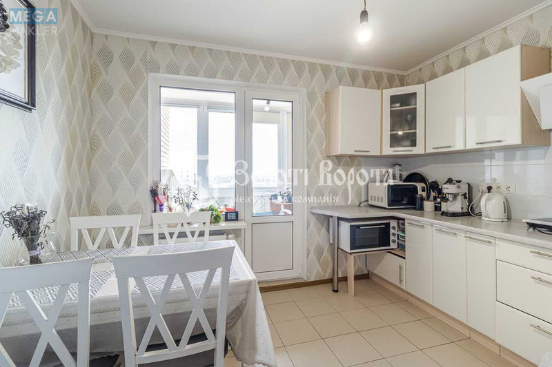 Продаж 1 кімнатної квартири (49/17,5/10), 24 пов. 25 пов. будинку, <a class="location-link" href="/kiev/" title="Недвижимость Київ">Київ</a>, <a class="location-link" href="/kiev/goloseevskij/" title="Недвижимость Голосіївський район">Голосіївський р-н</a>, Науки просп., 60а (изображение 3)