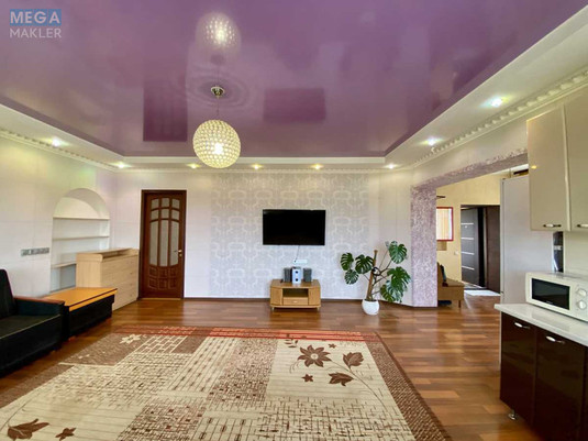 Продаж дома, 3&nbsp;поверху, 322&nbsp;кв.м, 6&nbsp;кімнат, ділянка 6,11&nbsp;соток, <a class="location-link" href="/borispol/" title="Недвижимость Бориспіль">Бориспіль</a>, Братуся (изображение 7)
