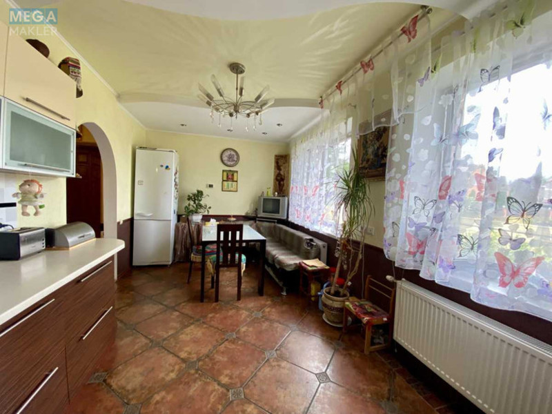 Продаж дома, 3&nbsp;поверху, 322&nbsp;кв.м, 6&nbsp;кімнат, ділянка 6,11&nbsp;соток, <a class="location-link" href="/borispol/" title="Недвижимость Бориспіль">Бориспіль</a>, Братуся (изображение 13)