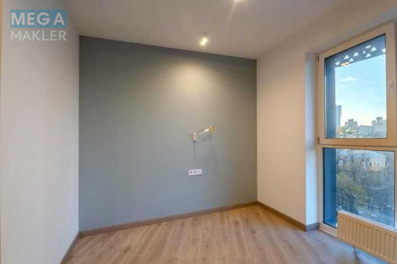 Оренда 3 кімнатної квартири, <a class="location-link" href="/kiev/" title="Недвижимость Київ">Київ</a>, <a class="location-link" href="/kiev/solomenskij/" title="Недвижимость Солом'янський район">Солом'янський р-н</a>, Митрополита Василя Липківського вул., 16а (изображение 8)