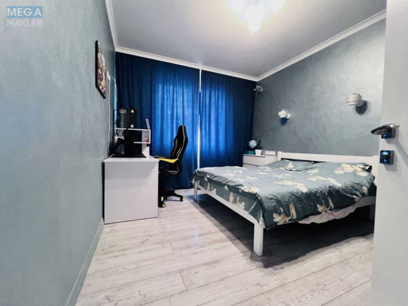 Продаж 3 кімнатної квартири (85/42/16), 16 пов. 17 пов. будинку, <a class="location-link" href="/kiev/" title="Недвижимость Київ">Київ</a>, <a class="location-link" href="/kiev/podolskij/" title="Недвижимость Подільський район">Подільський р-н</a>, Сергея Данченко вул., 32А (изображение 14)