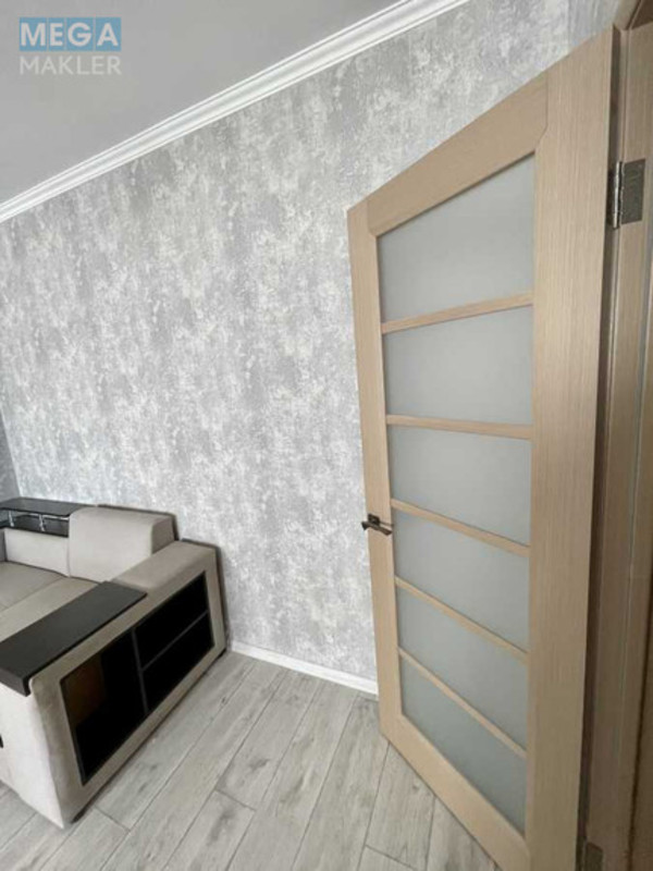 Продаж 2 кімнатної квартири (52/30/8), 10 пов. 10 пов. будинку, <a class="location-link" href="/kiev/" title="Недвижимость Київ">Київ</a>, <a class="location-link" href="/kiev/desnyanskij/" title="Недвижимость Деснянський район">Деснянський р-н</a>, Сержа Лифаря ул. (изображение 18)