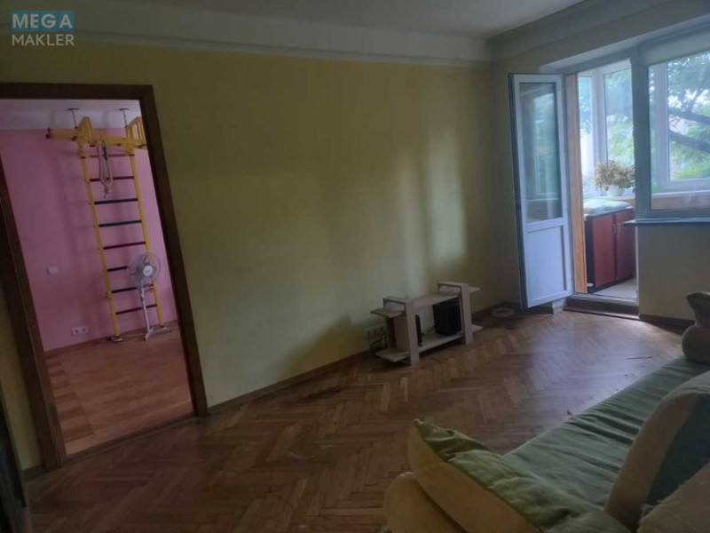 Оренда 2 кімнатної квартири, <a class="location-link" href="/kiev/" title="Недвижимость Київ">Київ</a>, <a class="location-link" href="/kiev/solomenskij/" title="Недвижимость Солом'янський район">Солом'янський р-н</a>, Михаила Донца ул., 27 (изображение 4)