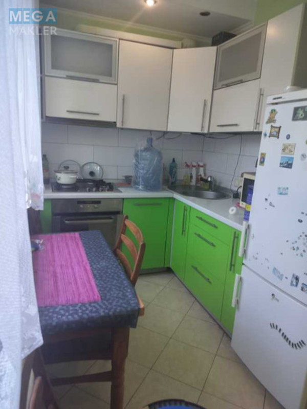 Оренда 2 кімнатної квартири, <a class="location-link" href="/kiev/" title="Недвижимость Київ">Київ</a>, <a class="location-link" href="/kiev/solomenskij/" title="Недвижимость Солом'янський район">Солом'янський р-н</a>, Михаила Донца ул., 27 (изображение 7)