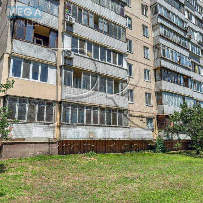 Продаж 5 кімнатної квартири (99/75/10), 1 пов. 10 пов. будинку, <a class="location-link" href="/kiev/" title="Недвижимость Київ">Київ</a>, <a class="location-link" href="/kiev/darnickij/" title="Недвижимость Дарницький район">Дарницький р-н</a>, Тростянецька вулиця, 3 (изображение 20)