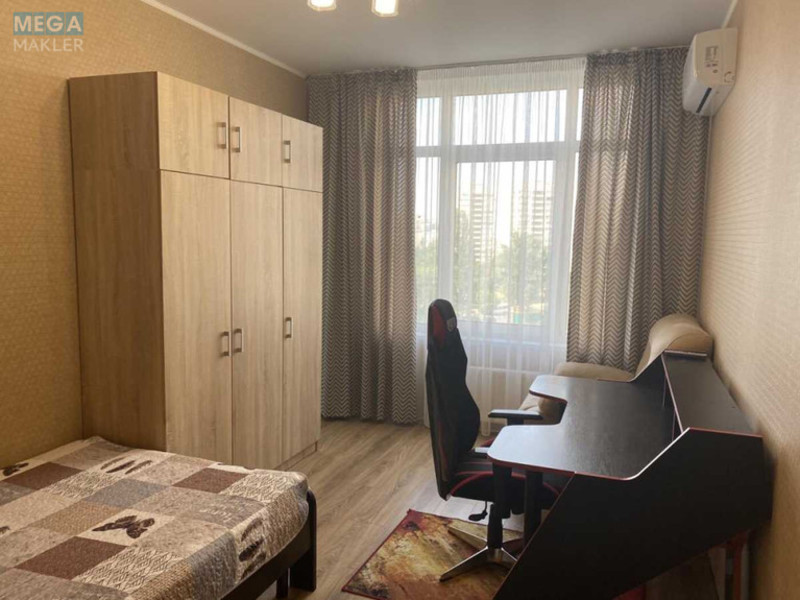 Продаж 3 кімнатної квартири (88/43/20), 7 пов. 25 пов. будинку, <a class="location-link" href="/kiev/" title="Недвижимость Київ">Київ</a>, <a class="location-link" href="/kiev/dneprovskij/" title="Недвижимость Дніпровський район">Дніпровський р-н</a>, Євгена Сверстюка вул., 6А (изображение 9)