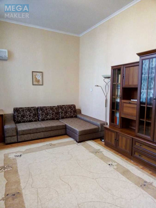 Оренда 2 кімнатної квартири, <a class="location-link" href="/kiev/" title="Недвижимость Київ">Київ</a>, <a class="location-link" href="/kiev/shevchenkovskij/" title="Недвижимость Шевченківський район">Шевченківський р-н</a>, Владимирская ул., 19а (изображение 4)