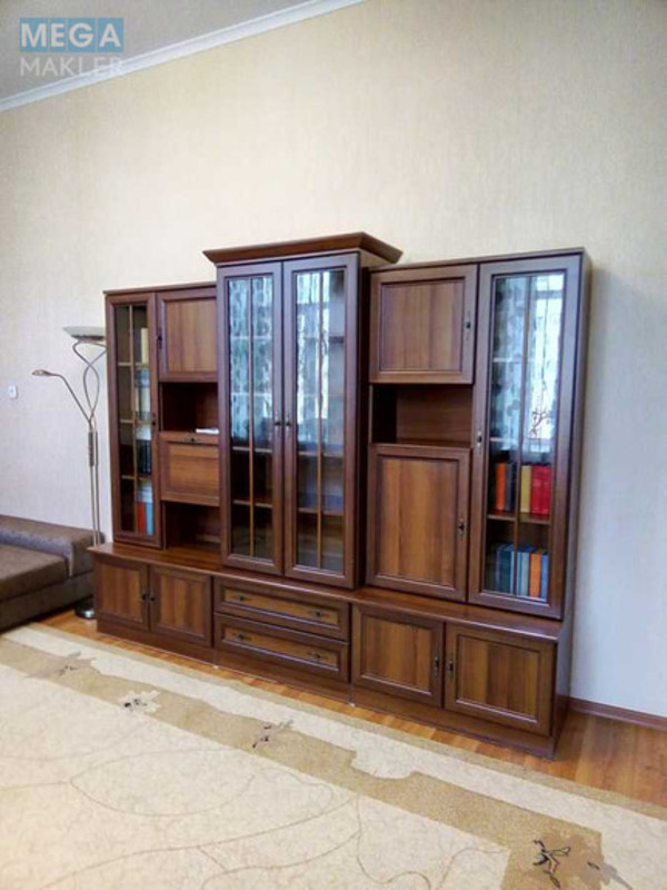 Оренда 2 кімнатної квартири, <a class="location-link" href="/kiev/" title="Недвижимость Київ">Київ</a>, <a class="location-link" href="/kiev/shevchenkovskij/" title="Недвижимость Шевченківський район">Шевченківський р-н</a>, Владимирская ул., 19а (изображение 5)