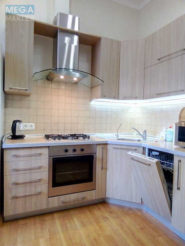 Оренда 2 кімнатної квартири, <a class="location-link" href="/kiev/" title="Недвижимость Київ">Київ</a>, <a class="location-link" href="/kiev/shevchenkovskij/" title="Недвижимость Шевченківський район">Шевченківський р-н</a>, Владимирская ул., 19а (изображение 8)