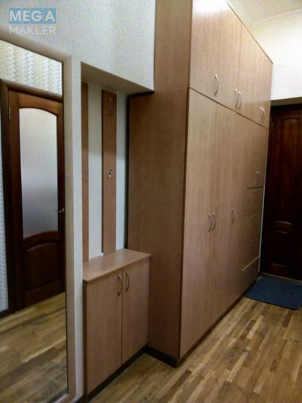Оренда 2 кімнатної квартири, <a class="location-link" href="/kiev/" title="Недвижимость Київ">Київ</a>, <a class="location-link" href="/kiev/shevchenkovskij/" title="Недвижимость Шевченківський район">Шевченківський р-н</a>, Владимирская ул., 19а (изображение 16)