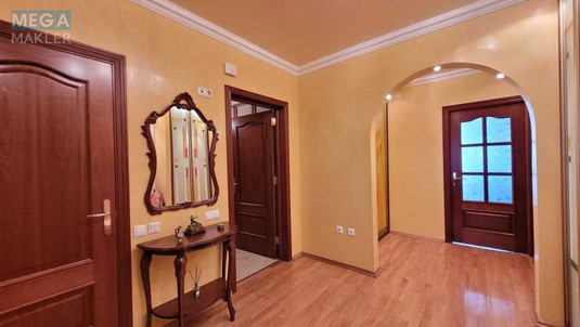 Продаж 3 кімнатної квартири (111/68/12), 4 пов. 12 пов. будинку, <a class="location-link" href="/kiev/" title="Недвижимость Київ">Київ</a>, <a class="location-link" href="/kiev/solomenskij/" title="Недвижимость Солом'янський район">Солом'янський р-н</a>, Леваневского ул., 7 (изображение 20)