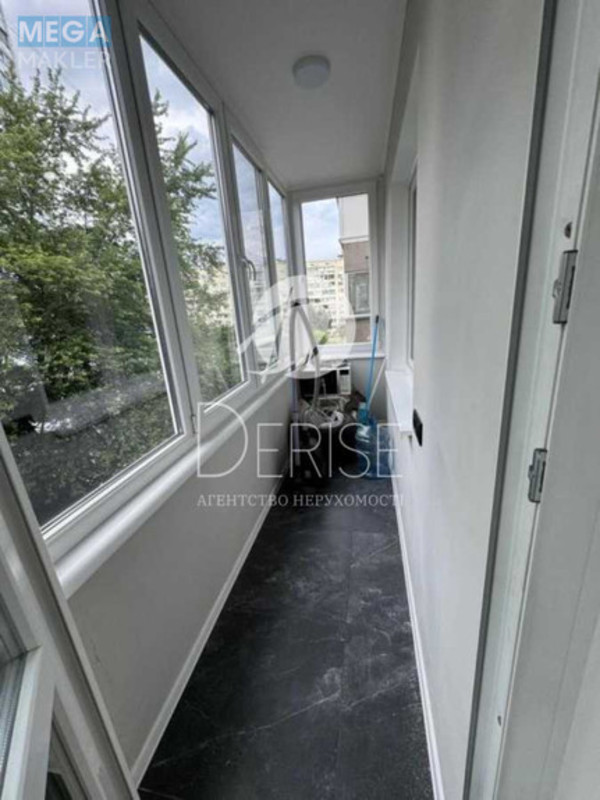 Продаж 3 кімнатної квартири (58/41/7), 5 пов. 9 пов. будинку, <a class="location-link" href="/kiev/" title="Недвижимость Київ">Київ</a>, <a class="location-link" href="/kiev/shevchenkovskij/" title="Недвижимость Шевченківський район">Шевченківський р-н</a>, Перемоги просп., 27 (изображение 7)