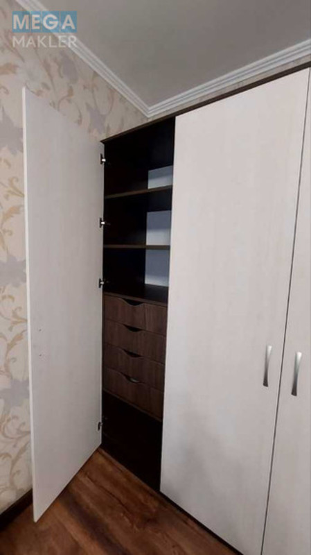Оренда 1 кімнатної квартири, <a class="location-link" href="/kiev/" title="Недвижимость Київ">Київ</a>, <a class="location-link" href="/kiev/darnickij/" title="Недвижимость Дарницький район">Дарницький р-н</a>, Григория Ващенко ул., 1 (изображение 3)