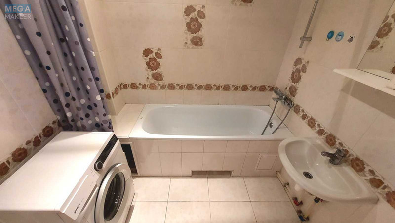 Оренда 1 кімнатної квартири, <a class="location-link" href="/kiev/" title="Недвижимость Київ">Київ</a>, <a class="location-link" href="/kiev/darnickij/" title="Недвижимость Дарницький район">Дарницький р-н</a>, Григория Ващенко ул., 1 (изображение 5)