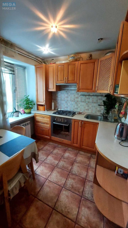 Оренда 1 кімнатної квартири, <a class="location-link" href="/kiev/" title="Недвижимость Київ">Київ</a>, <a class="location-link" href="/kiev/solomenskij/" title="Недвижимость Солом'янський район">Солом'янський р-н</a>, Воздухофлотский просп., 74 (изображение 3)