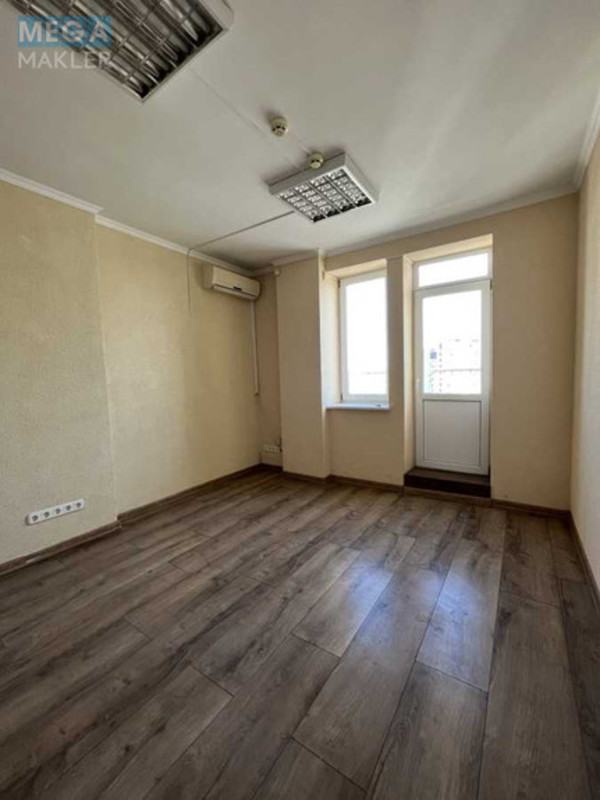 Продаж комерційної нерухомості, 87&nbsp;кв.м, под офис, <a class="location-link" href="/kiev/" title="Недвижимость Київ">Київ</a>, <a class="location-link" href="/kiev/darnickij/" title="Недвижимость Дарницький район">Дарницький р-н</a>, Николая Бажана просп., 10 (изображение 7)
