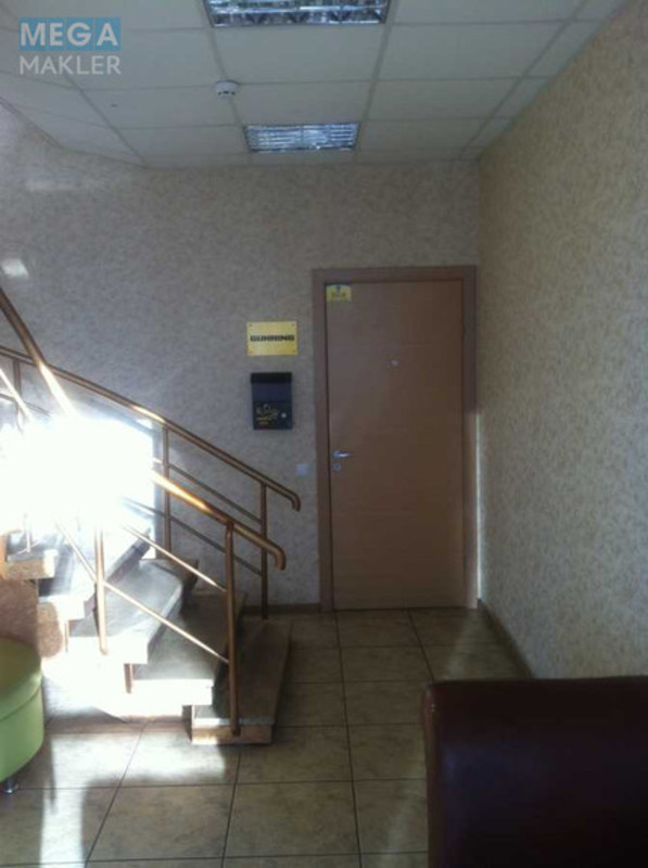 Оренда комерційної нерухомості, 228 кв.м, под офис, <a class="location-link" href="/kiev/" title="Недвижимость Київ">Київ</a>, <a class="location-link" href="/kiev/dneprovskij/" title="Недвижимость Дніпровський район">Дніпровський р-н</a>, Дарницкий бульв. (изображение 3)