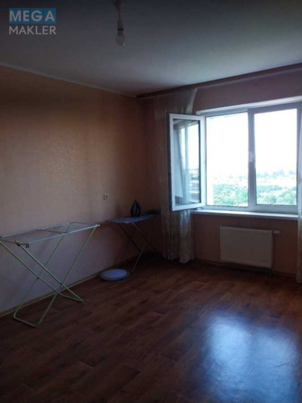 Оренда 3 кімнатної квартири, <a class="location-link" href="/kiev/" title="Недвижимость Київ">Київ</a>, <a class="location-link" href="/kiev/darnickij/" title="Недвижимость Дарницький район">Дарницький р-н</a>, Здолбуновская ул., 13 (изображение 8)