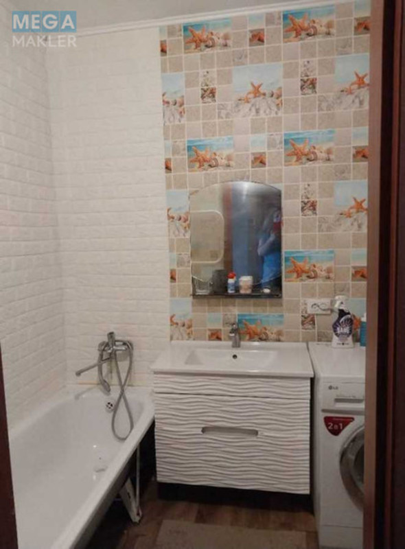 Оренда 3 кімнатної квартири, <a class="location-link" href="/kiev/" title="Недвижимость Київ">Київ</a>, <a class="location-link" href="/kiev/darnickij/" title="Недвижимость Дарницький район">Дарницький р-н</a>, Здолбуновская ул., 13 (изображение 11)