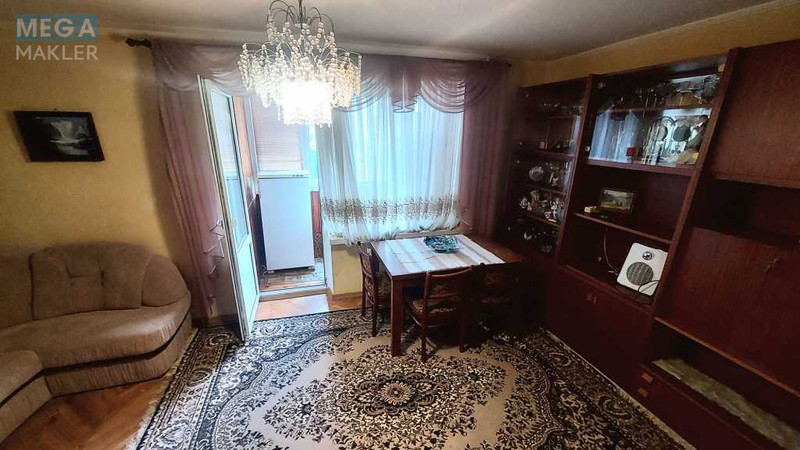 Оренда 3 кімнатної квартири, <a class="location-link" href="/kiev/" title="Недвижимость Київ">Київ</a>, <a class="location-link" href="/kiev/solomenskij/" title="Недвижимость Солом'янський район">Солом'янський р-н</a>, Семьи Идзиковских ул., 41а (изображение 2)