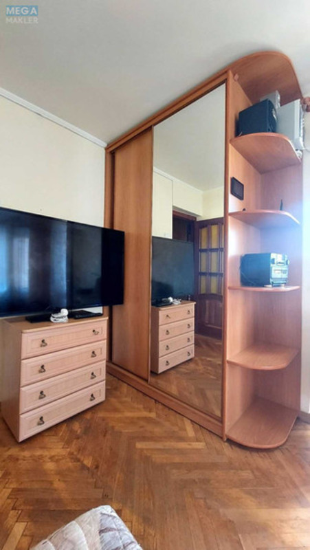 Оренда 3 кімнатної квартири, <a class="location-link" href="/kiev/" title="Недвижимость Київ">Київ</a>, <a class="location-link" href="/kiev/solomenskij/" title="Недвижимость Солом'янський район">Солом'янський р-н</a>, Семьи Идзиковских ул., 41а (изображение 3)