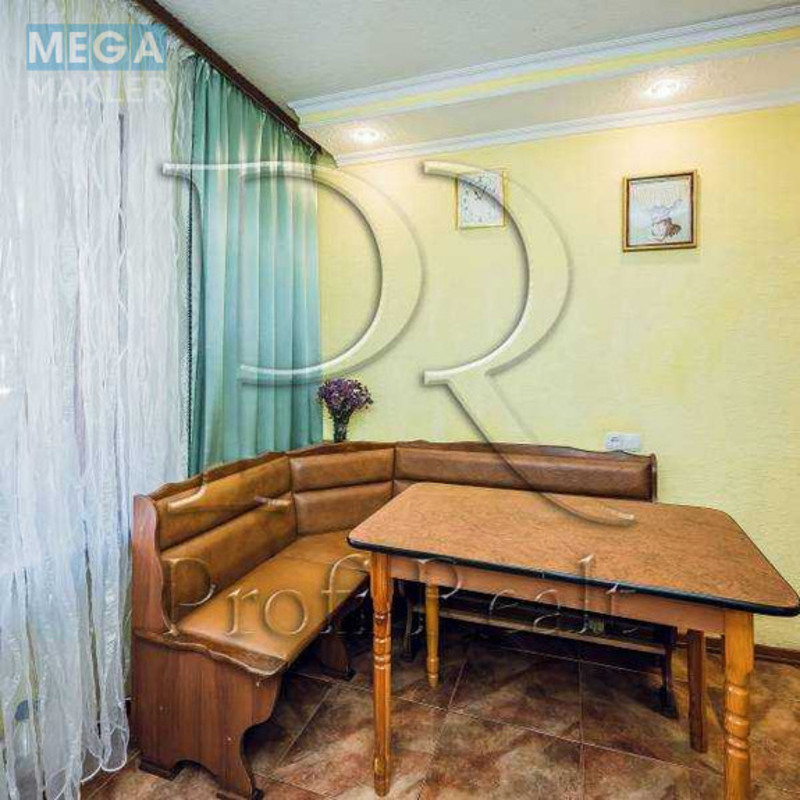 Продаж 2 кімнатної квартири (56/31/8), 1 пов. 16 пов. будинку, <a class="location-link" href="/kiev/" title="Недвижимость Київ">Київ</a>, <a class="location-link" href="/kiev/svyatoshinskij/" title="Недвижимость Святошинський район">Святошинський р-н</a>, Доброхотова Академіка вулиця, 17 (изображение 6)