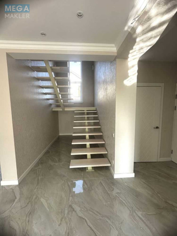 Продаж дома, 2&nbsp;поверху, 145&nbsp;кв.м, 4&nbsp;кімнати, ділянка 6&nbsp;соток, <a class="location-link" href="/borispol/" title="Недвижимость Бориспіль">Бориспіль</a>, Гончара (изображение 10)