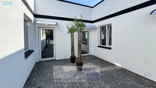 Новобудова, 1 поверхів, <a class="location-link" href="/kiev/" title="Недвижимость Київ">Київ</a>, <a class="location-link" href="/kiev/svyatoshinskij/" title="Недвижимость Святошинский район">Святошинский р-н</a>, 62-я Садовая ул. (изображение 10)
