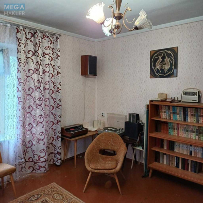 Продаж 3 кімнатної квартири (71/45/8), 2 пов. 2 пов. будинку, <a class="location-link" href="/tetiev/" title="Недвижимость Тетіїв">Тетіїв</a>, Соборна, 33а (изображение 6)