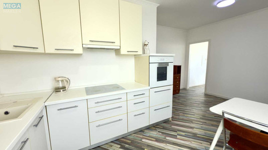Новобудова, 16 поверхів, <a class="location-link" href="/kiev/" title="Недвижимость Київ">Київ</a>, <a class="location-link" href="/kiev/svyatoshinskij/" title="Недвижимость Святошинський район">Святошинський р-н</a>, Клавдіївська вул., 40г (изображение 4)