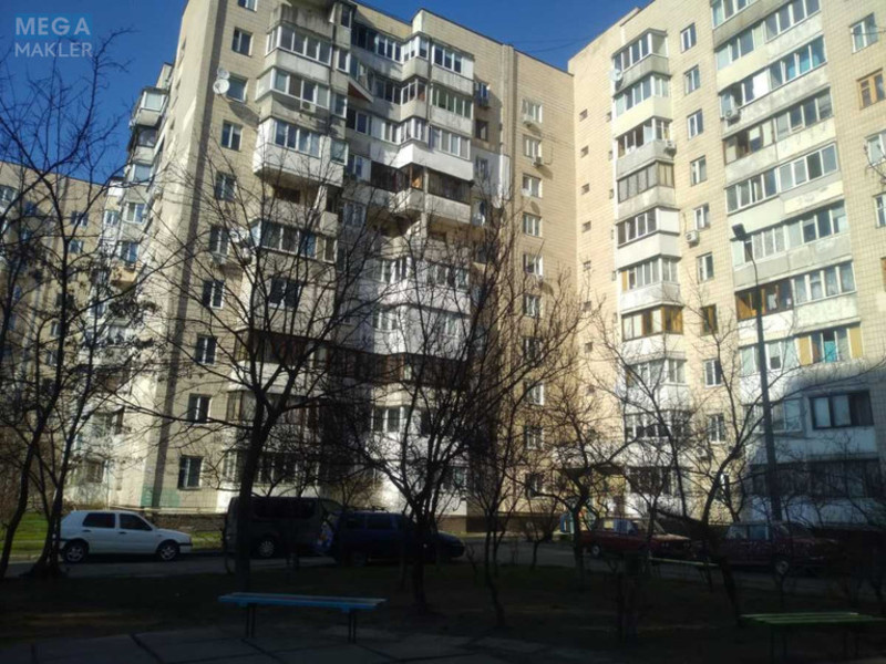 Оренда 2 кімнатної квартири, <a class="location-link" href="/kiev/" title="Недвижимость Київ">Київ</a>, <a class="location-link" href="/kiev/darnickij/" title="Недвижимость Дарницький район">Дарницький р-н</a>, Ревуцкого ул., 8 (изображение 7)